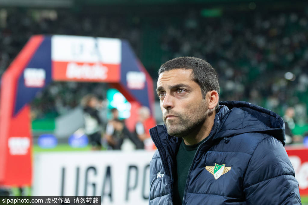 穆帅归来：切尔西的欧冠梦与本菲卡的挑战